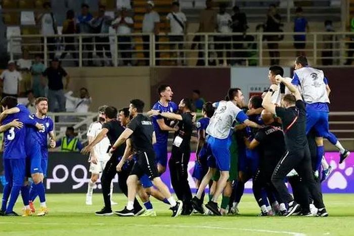 Uzbekistan lần đầu tiên trong lịch sử dự World Cup