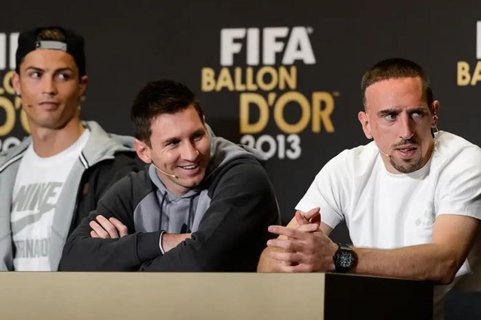 Ribery mỉa mai Ronaldo
