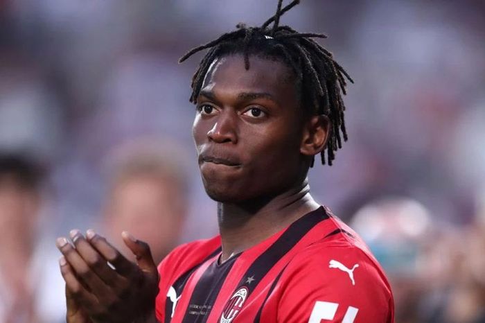 Bayern Munich bạo chi vì Rafael Leao