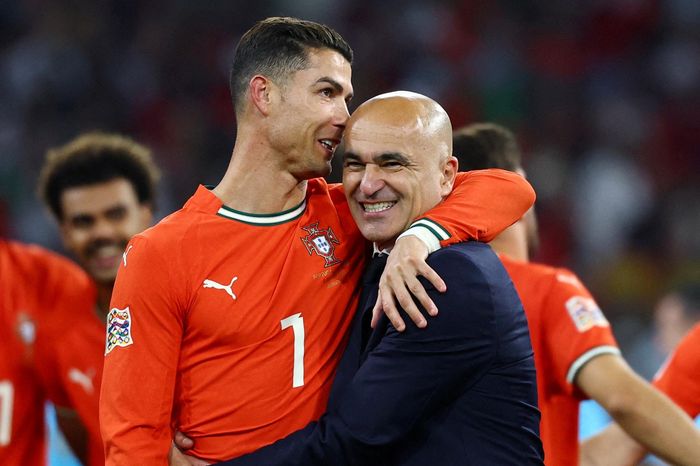 HLV Martinez đã đúng về Ronaldo