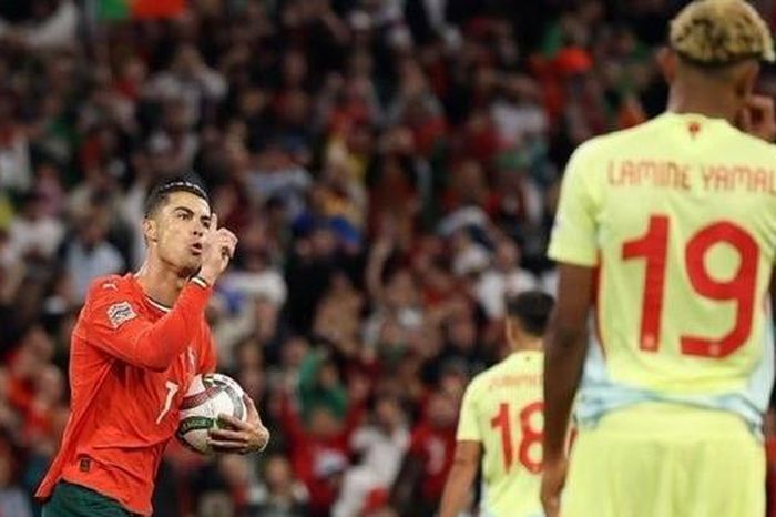Ghi bàn vào lưới Tây Ban Nha, Ronaldo lập kỷ lục độc nhất
