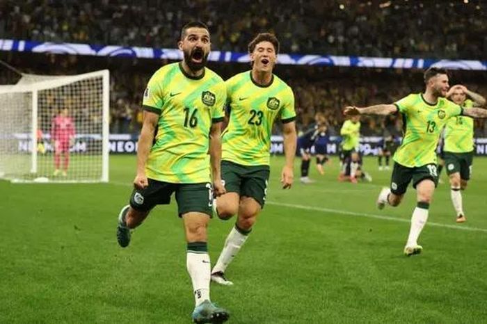 Australia và Ả Rập Xê Út cạnh tranh vé World Cup