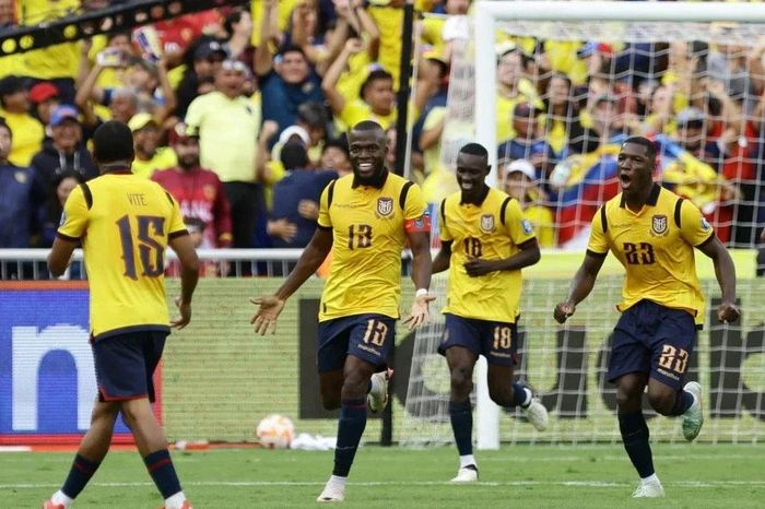 Ecuador tiếp bước Argentina, Brazil dự vòng chung kết World Cup 2026