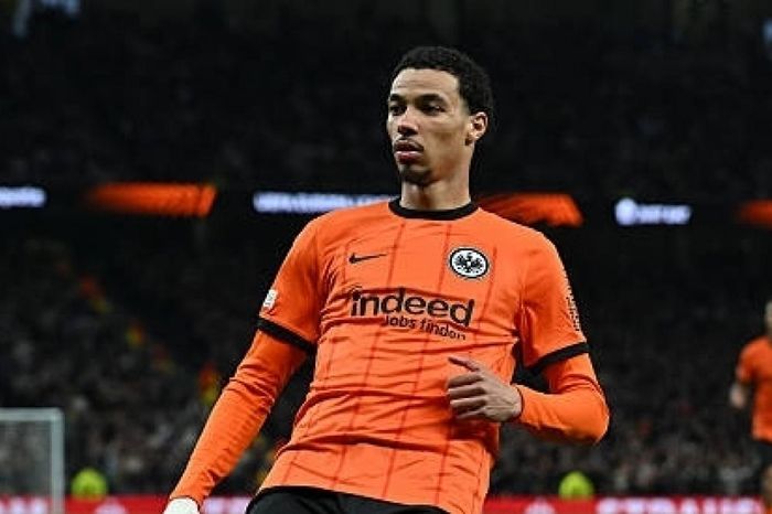 Man Utd liên hệ tiền đạo 100 triệu Euro
