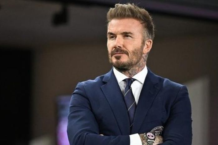 David Beckham chính thức được phong tước hiệp sĩ