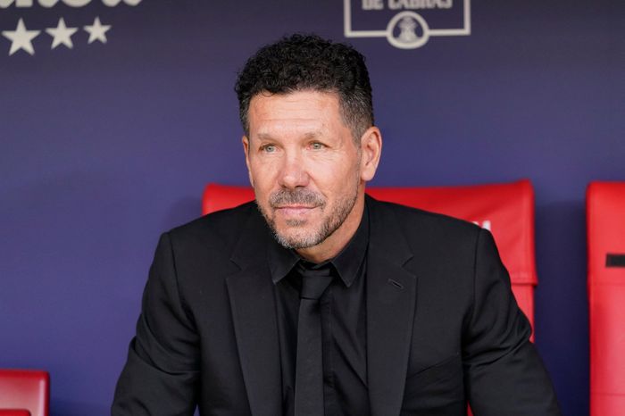 Simeone là kẻ gieo ác mộng cho Luis Enrique