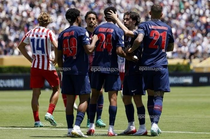 PSG và Bayern Munich cùng 'hủy diệt' đối thủ