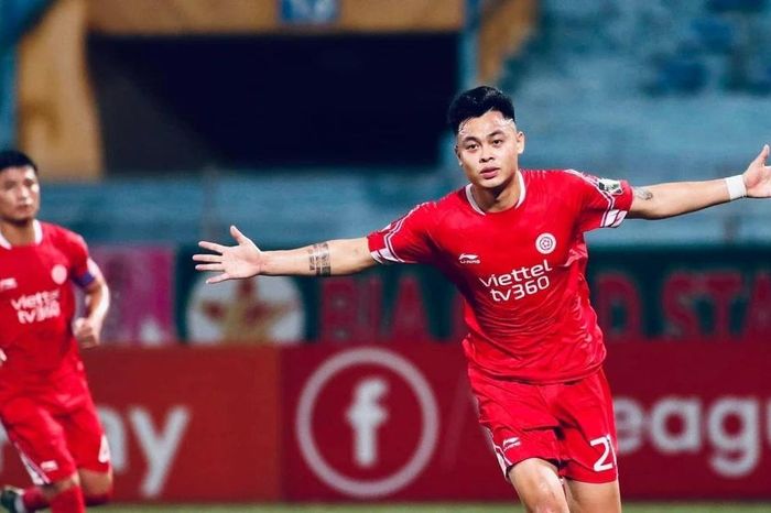 Đức Chiến 'giàu to' nhờ gia nhập tân binh V-League