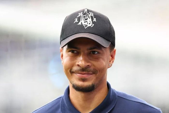 Dele Alli nhận đề nghị kỳ lạ