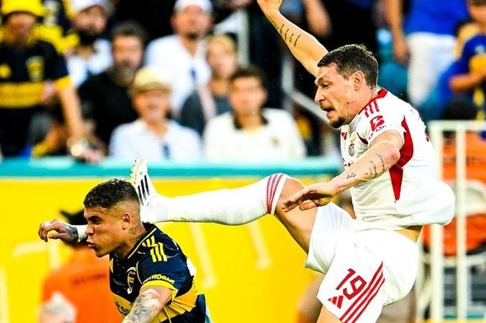 3 thẻ đỏ trong một trận đấu tại FIFA Club World Cup 2025