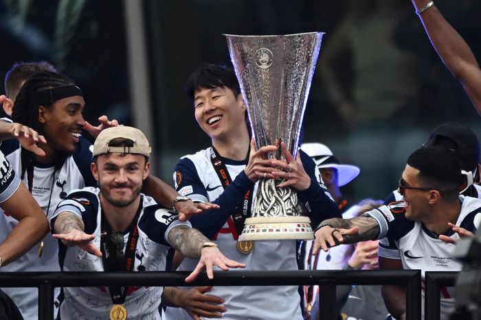 Tottenham ra quyết định về tương lai Son Heung-min