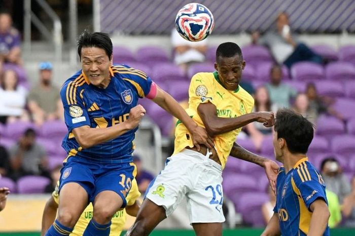 Trận đấu ở FIFA Club World Cup 2025 bị chê 'thảm họa' với 600 khán giả đến sân