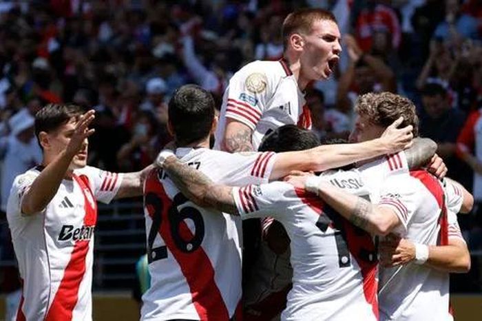 HIGHLIGHTS River Plate 3-1 Urawa Red Diamonds: Ba điểm thuyết phục