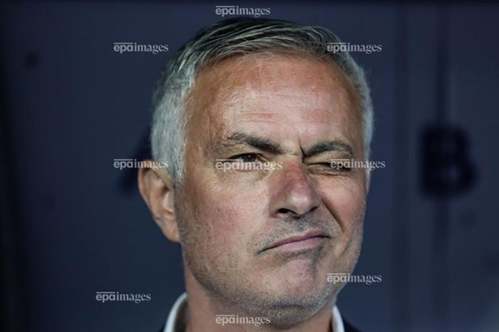 Bê bối chấn động bóng đá Thổ Nhĩ Kỳ: Mourinho khiến hàng loạt lãnh đạo từ chức