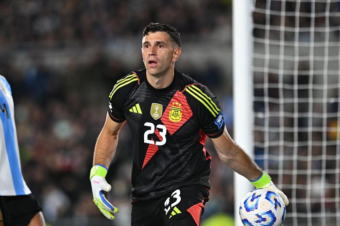 Aston Villa sẵn sàng để Martinez gia nhập MU