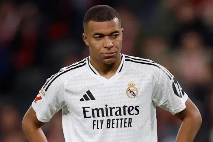 Mbappe nhập viện, bỏ ngỏ khả năng thi đấu tại FIFA Club World Cup
