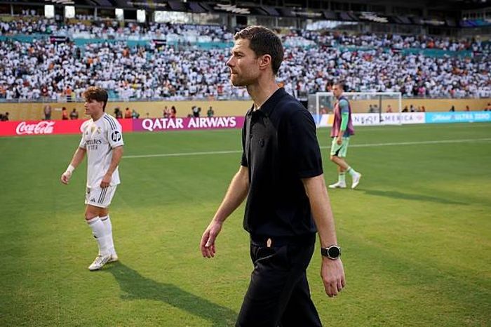 Xabi Alonso khởi đầu không ấn tượng, Real Madrid bị cầm hòa tại FIFA Club World Cup