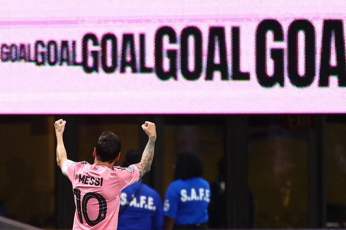 Messi chưa bao giờ lùi lại