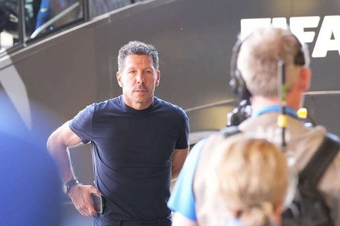 HLV Simeone phàn nàn với FIFA, không hài lòng về chuyện 'thay đồ' ở Club World Cup 2025