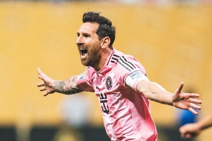 Messi đá phạt siêu phẩm, Inter Miami thắng ngoạn mục Porto
