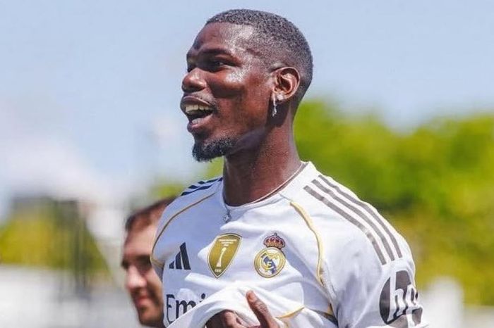 Pogba gây chú ý khi khoác áo Real