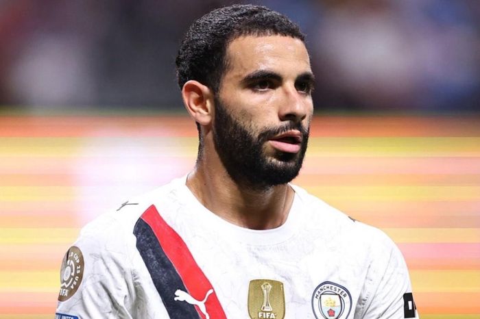 Tân binh Man City gây ngỡ ngàng