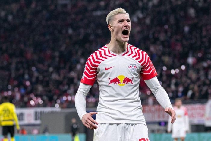 Arsenal từ chối yêu sách của Sesko