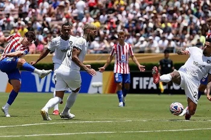 PSG đi tiếp, Atletico Madrid gây thất vọng lớn tại Club World Cup
