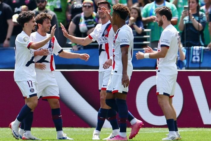 Paris Saint Germain thắng dễ dàng Seattle Sounders