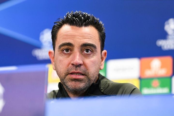 Xavi đổi ý, tiếp tục dẫn dắt Barca