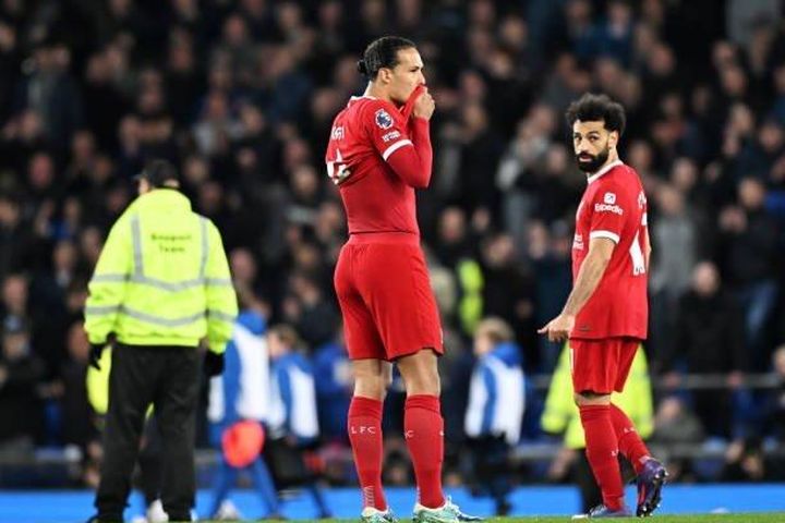 Van Dijk buông lời cay đắng sau thất bại của Liverpool trước Everton