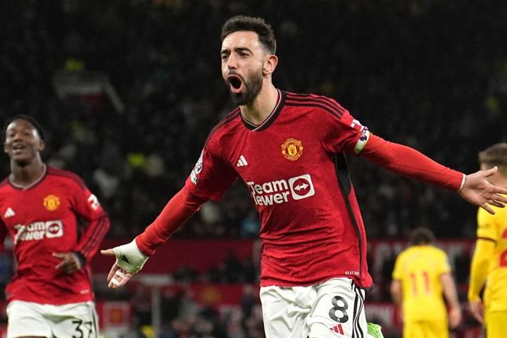 Kết quả Ngoại hạng Anh: Liverpool thua trận derby, MU thắng ngược Sheffield