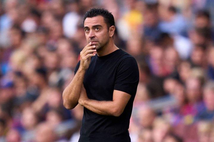 HLV Xavi đổi ý, tiếp tục ở lại dẫn dắt Barca