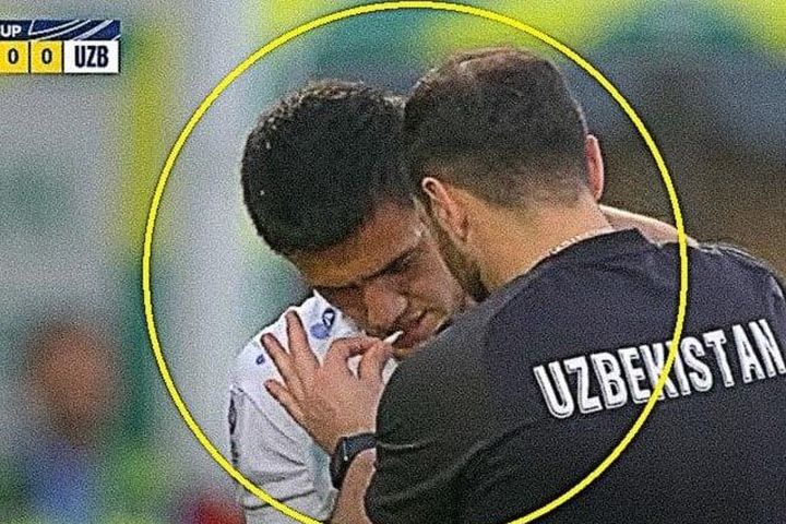 Tiền đạo U23 Uzbekistan hít chất lạ trong trận thắng Indonesia