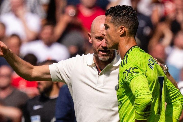 MU ủng hộ Ten Hag mạnh tay với Ronaldo
