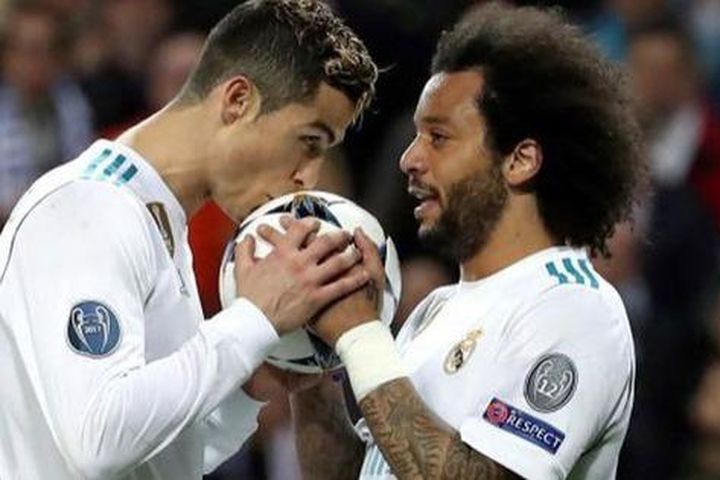 Cầu thủ duy nhất lên tiếng ủng hộ Ronaldo đến lúc này