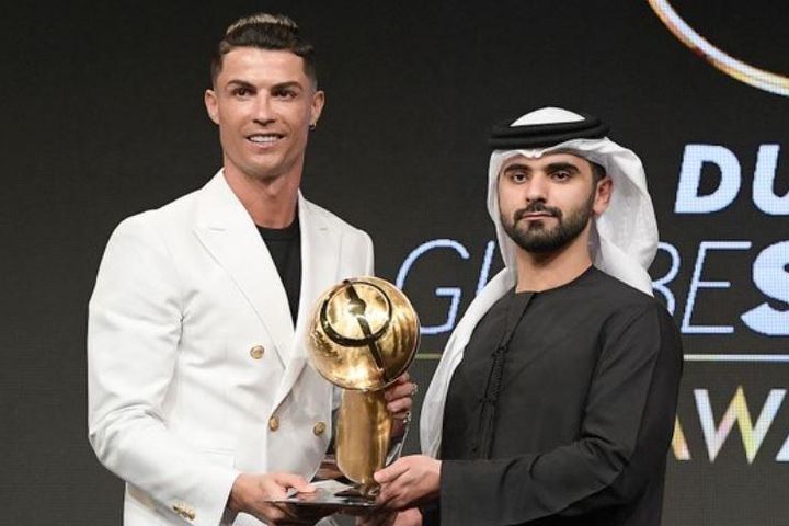 Ronaldo cạnh tranh Quả bóng vàng Dubai 2022