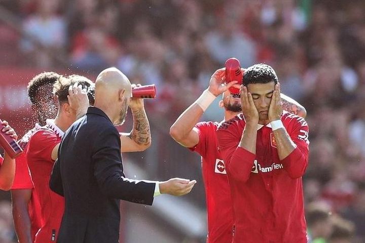 Huyền thoại Liverpool: 'Ronaldo có lý do để phẫn nộ'