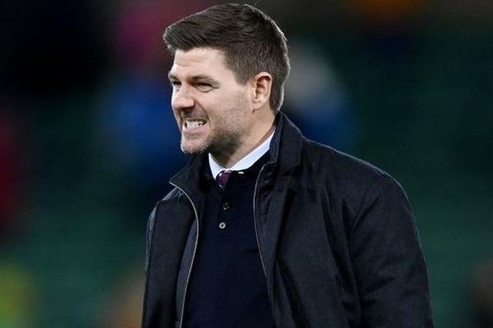 Vừa bị Aston Villa sa thải, HLV Steven Gerrard được mời về Liverpool