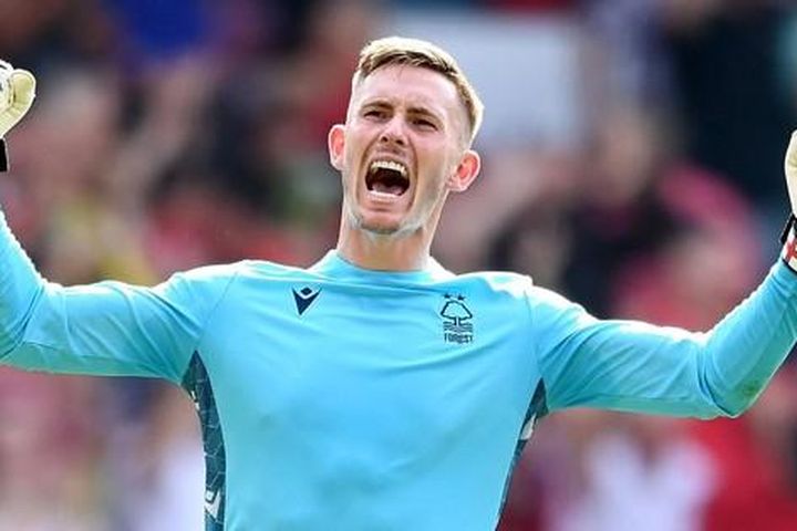 Liverpool ôm hận trước đội bét bảng vì thủ thành... MU