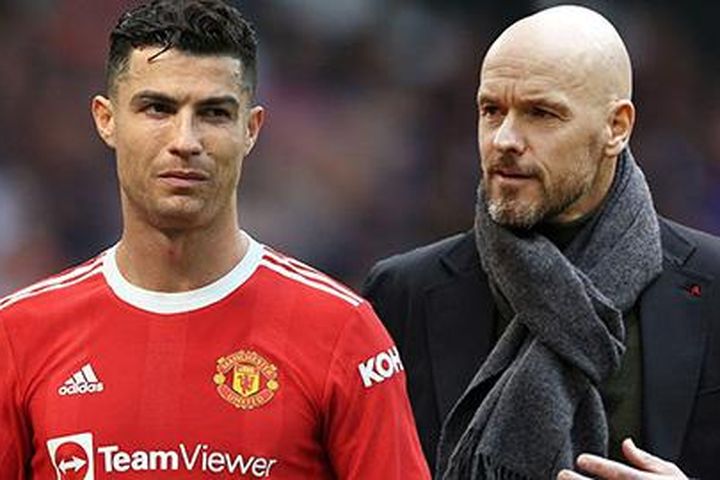 Ten Hag xác nhận Ronaldo vẫn quan trọng với MU