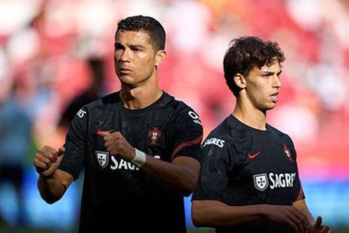 Ten Hag tính thay Ronaldo bằng sao 127 triệu euro của Atletico
