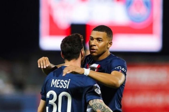 Mbappe kiến tạo 'siêu đỉnh' cho Messi, PSG thắng đậm AC Ajaccio