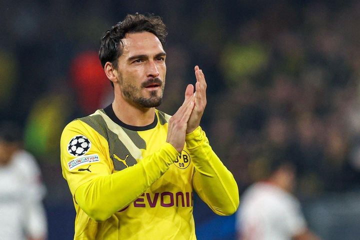 Công Phượng, Hoàng Đức có cơ hội đối đầu với Mats Hummels của Borussia Dortmund