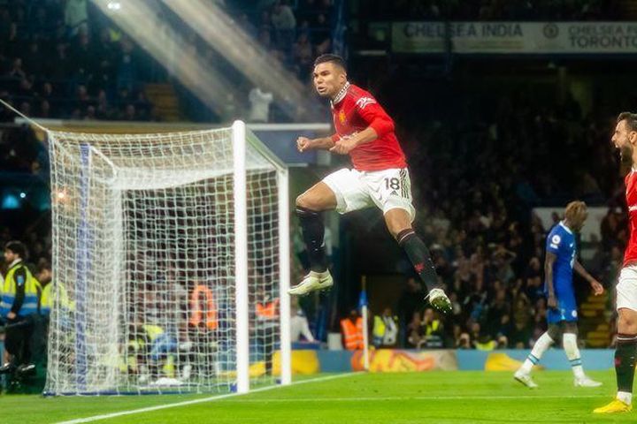 Premier League: Chelsea-M.U chia điểm kịch tính, Man City chiến thắng