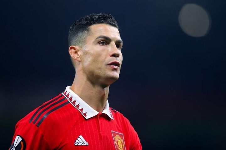 Chelsea sẵn sàng giải cứu Ronaldo