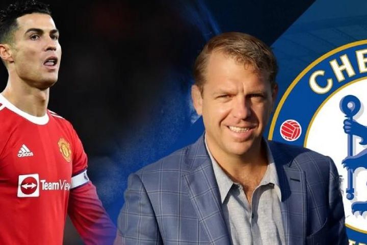 Chelsea đề nghị hợp đồng ngắn hạn, 'cứu' Ronaldo khỏi MU