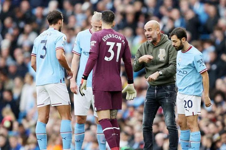 Pep Guardiola đang kích hoạt 'nghệ thuật hắc ám'