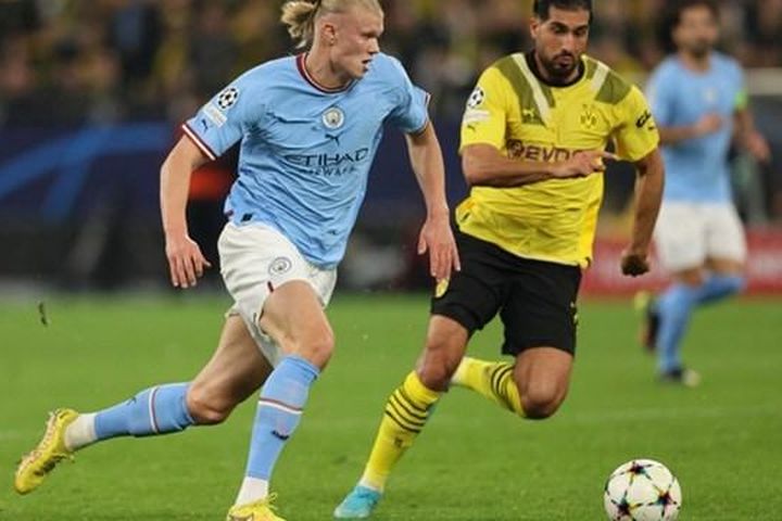Man City lại đá hỏng penalty, bị Dortmund cầm hòa 0-0