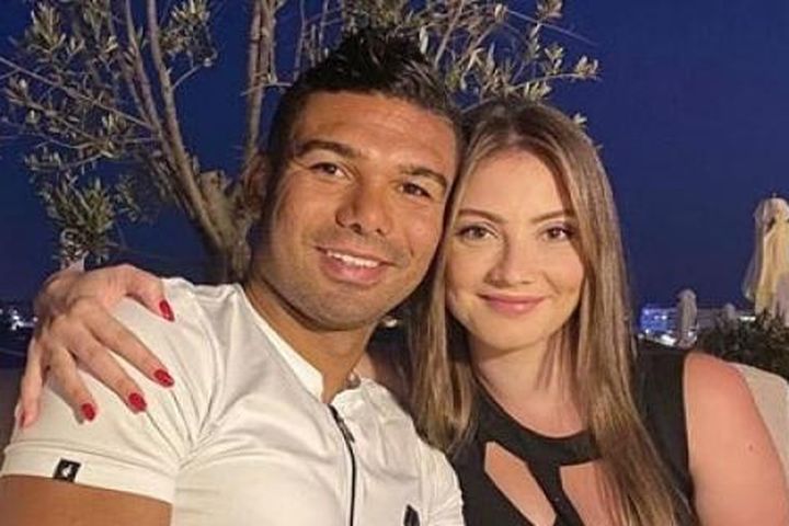 Người vợ xinh đẹp của tiền vệ Man Utd Casemiro